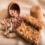 Peanut Chikki/Pappu Chakka (1 Kg)